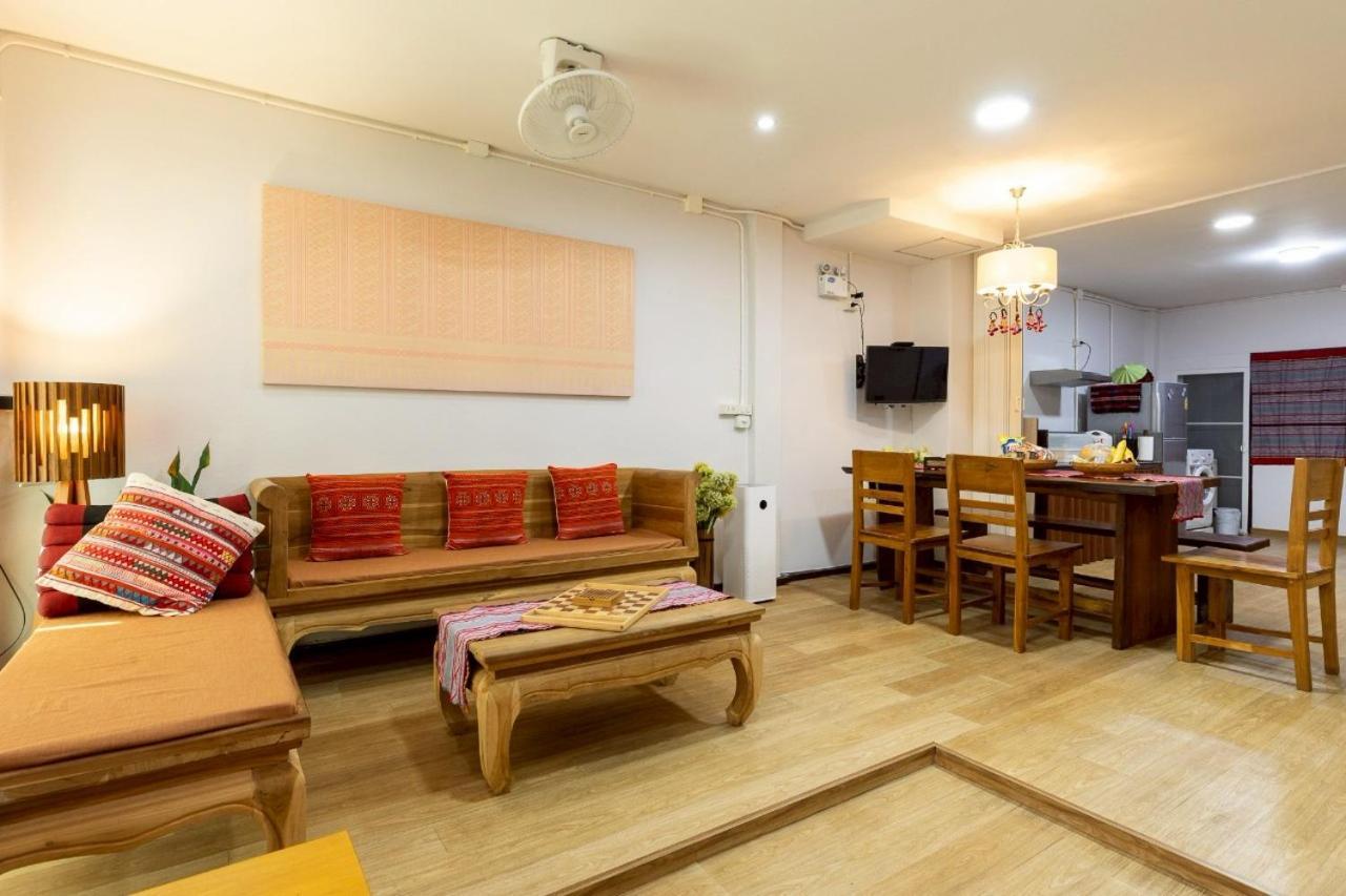 Baan Singharaj Hotel Chiang Mai Exterior photo
