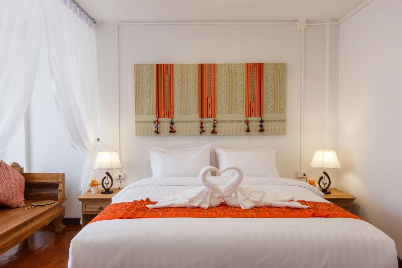 Baan Singharaj Hotel Chiang Mai Exterior photo