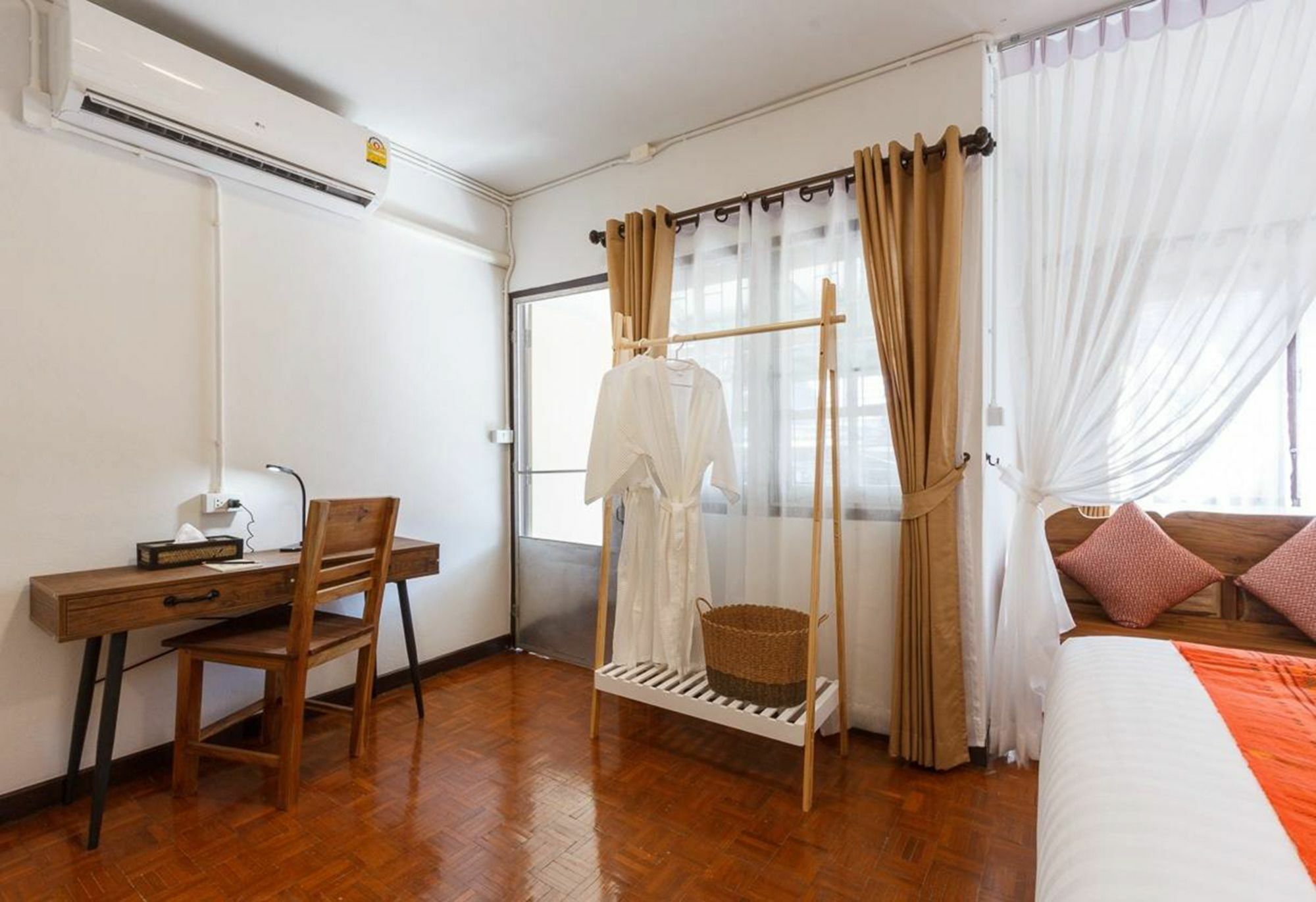 Baan Singharaj Hotel Chiang Mai Exterior photo